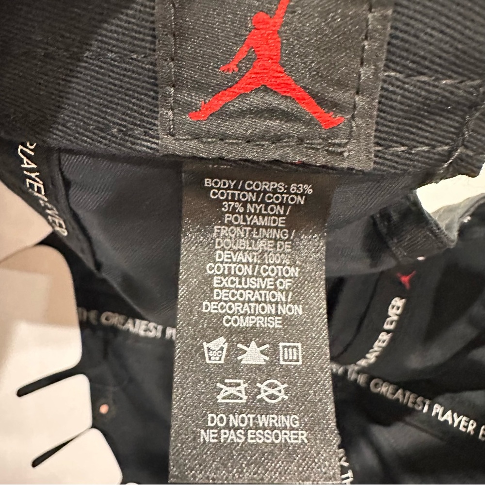 Jordan Black and Red Jumpman Hat - Picture 9 of 10